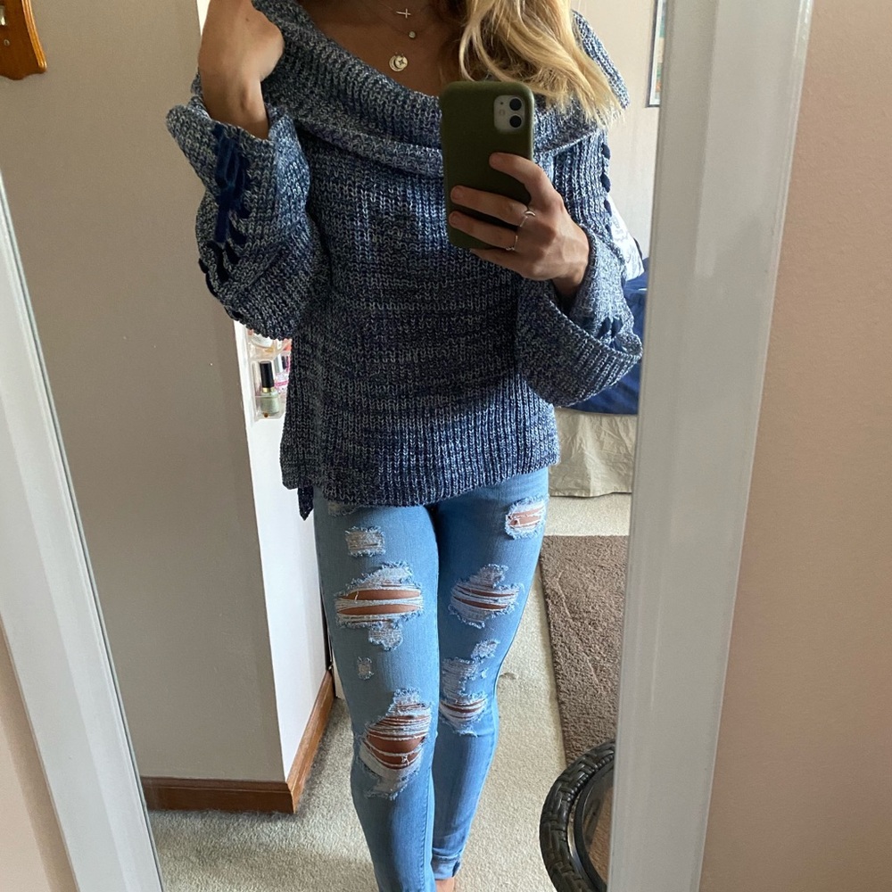 RUE 21 sweater